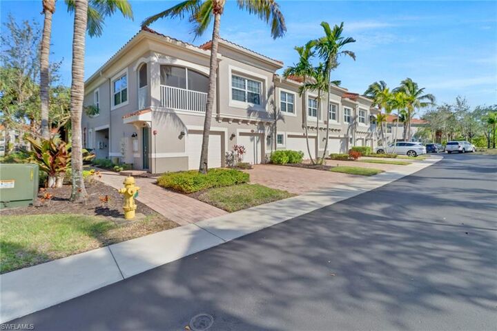 Property Photo:  8521 Violeta St 101  FL 34135 