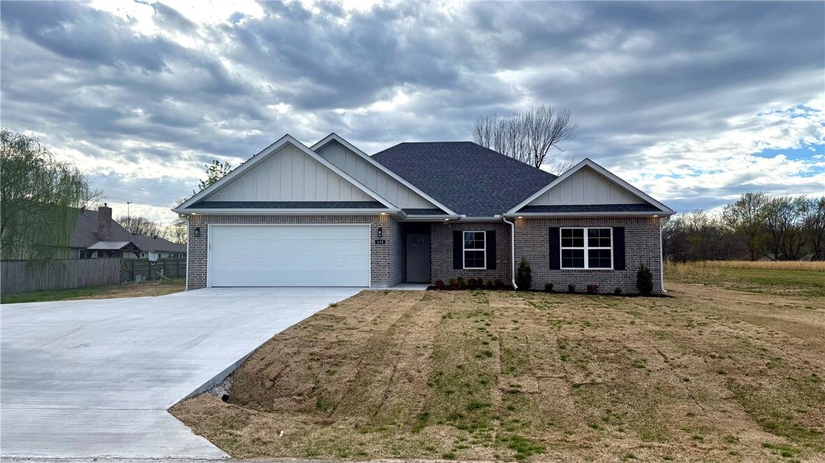 Property Photo:  131 County Avenue  AR 72744 