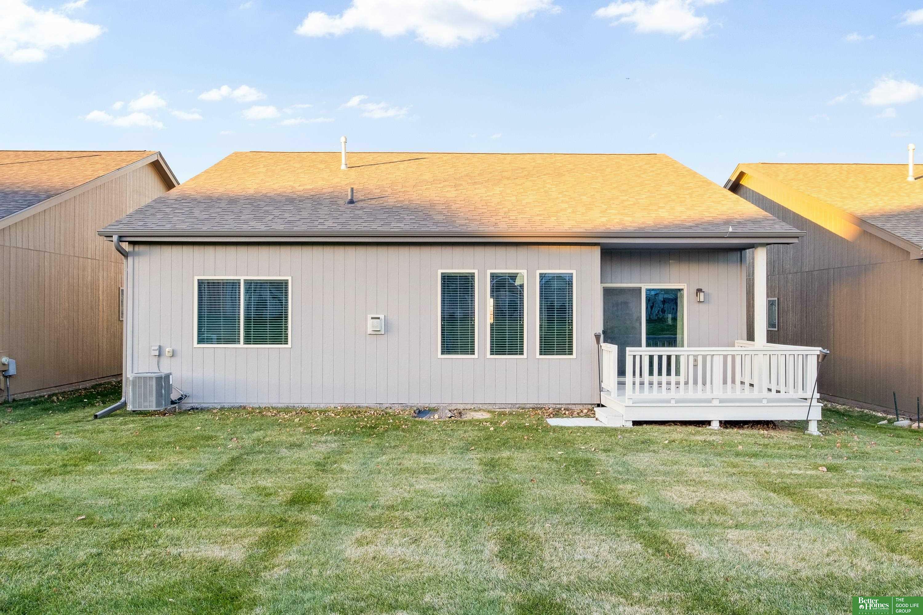 Property Photo: 17509 Ames Avenue NE 68116