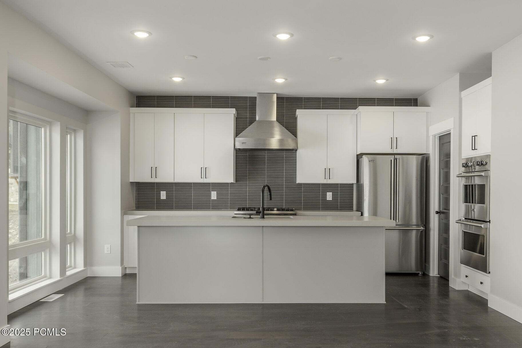 Property Photo: