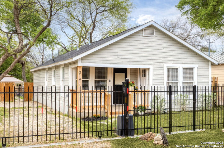 314 Trail  San Antonio TX 78212 photo