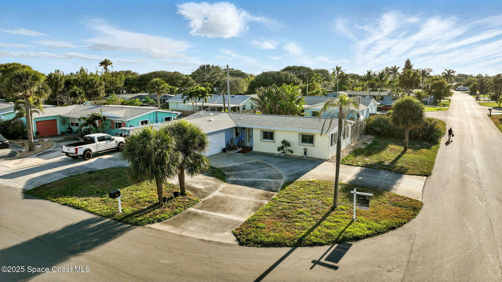 Property Photo:  1806 Bel Court Court  FL 32903 