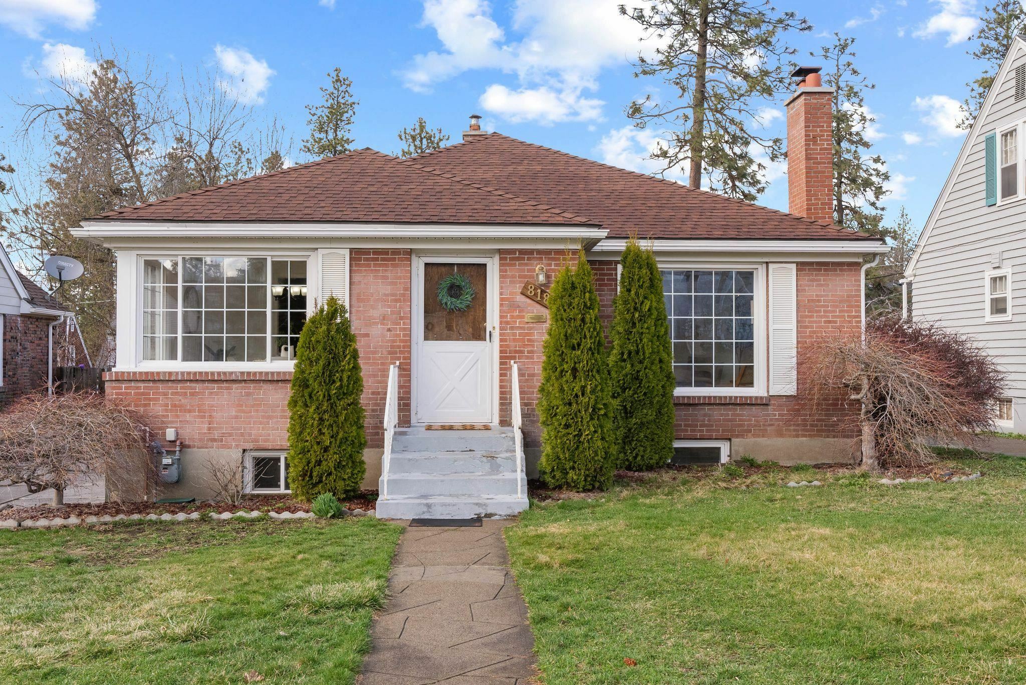 Property Photo: 818 W 26th Ave WA 99203