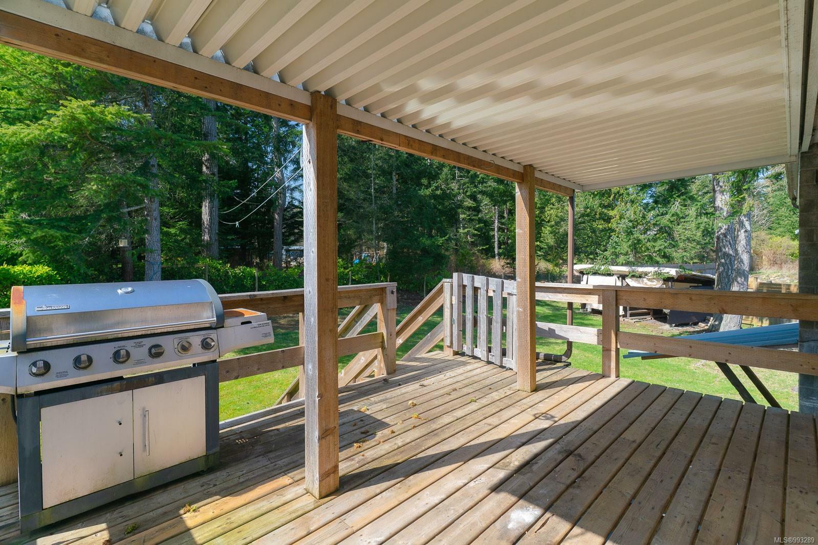Property Photo: 5925 Garvin Rd BC V0R 3B0