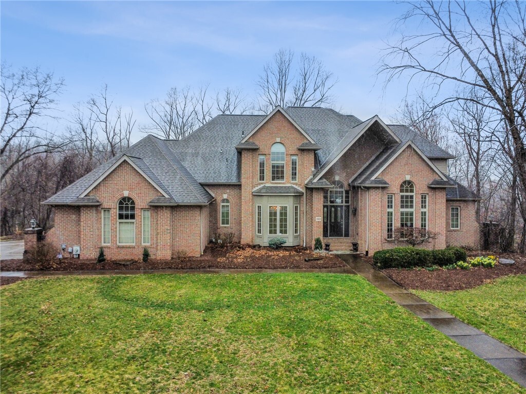 Property Photo: 3502 Chateau Ln PA 15668
