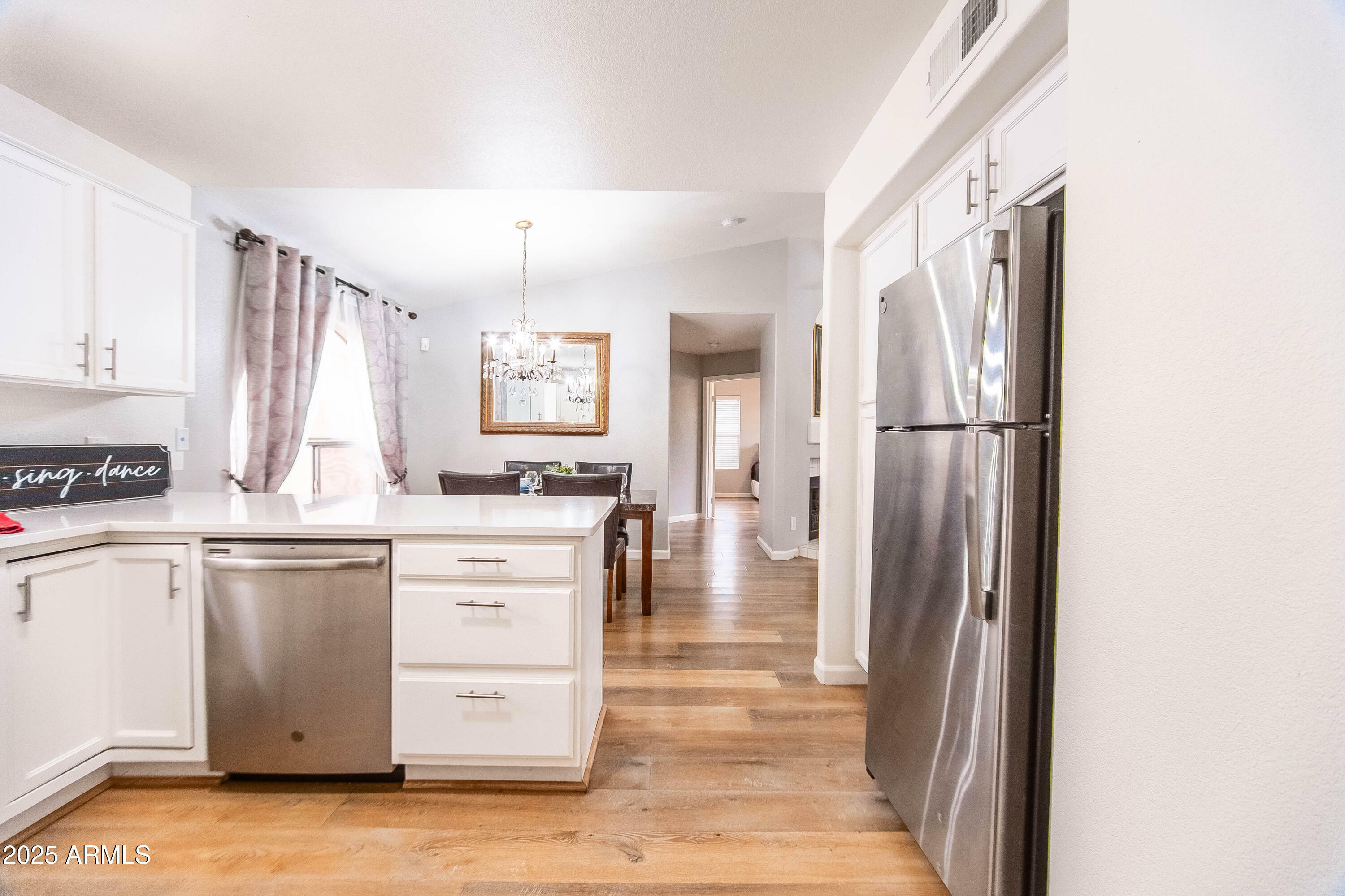 Property Photo: 910 W Redondo Drive AZ 85233