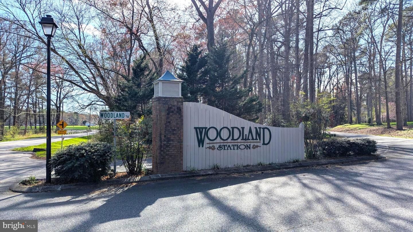 Property Photo: 1 Woodland Drive DE 19973