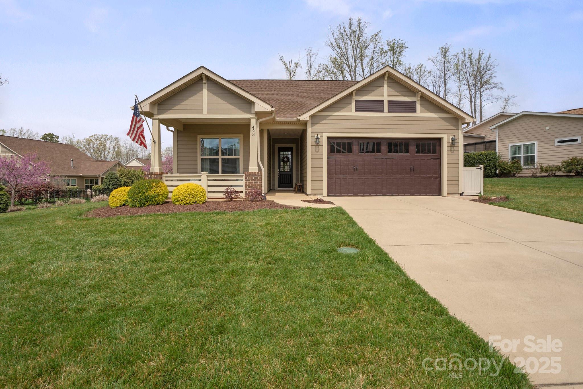 Property Photo: 423 Granite Lake Court NC 28037