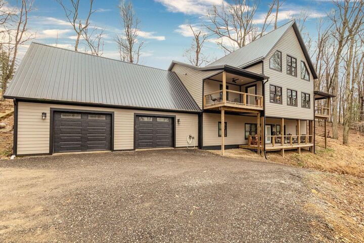670 Natchez Lane  Sugar Grove OH 43155 photo
