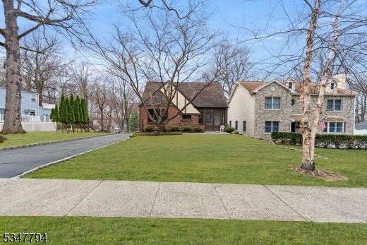 Property Photo: 47 Freeman St NJ 07068