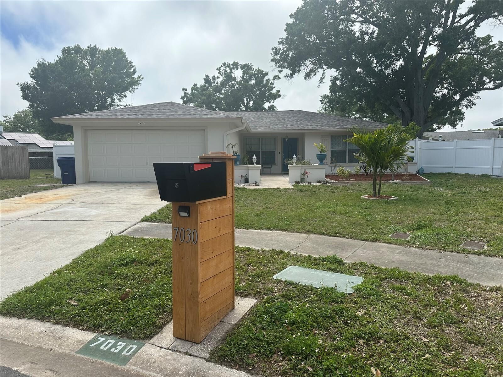 Property Photo:  7030 Dalkeith Avenue N  FL 33709 