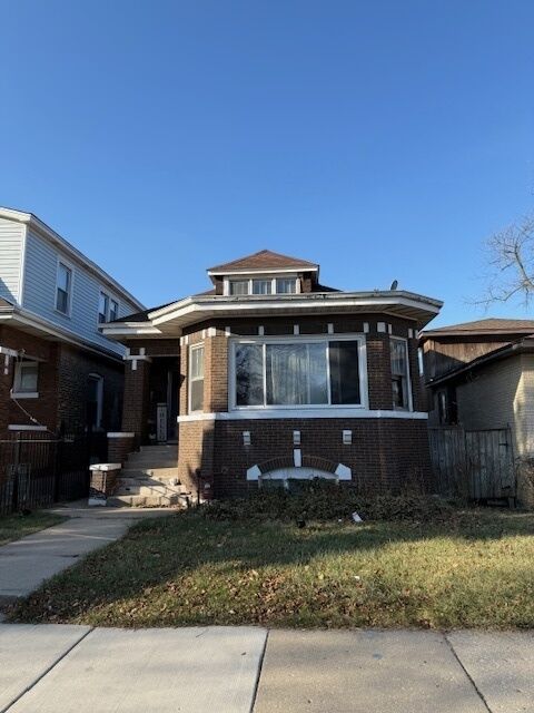 5704 S Homan Avenue  Chicago IL 60629 photo
