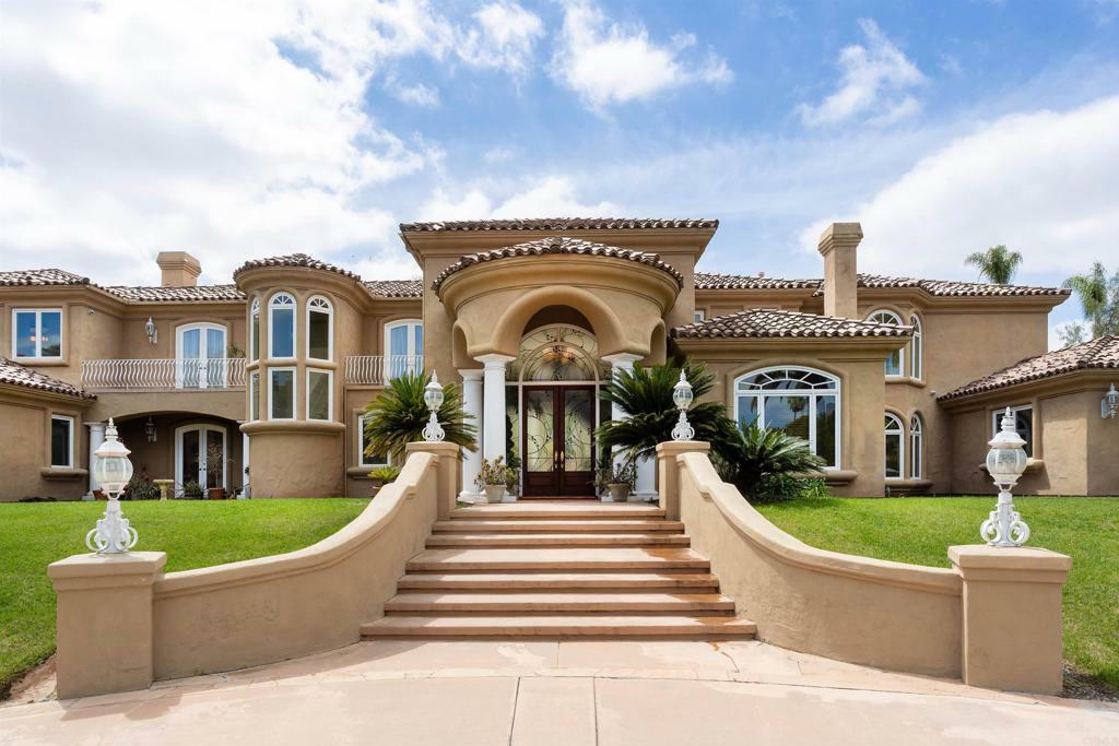 Property Photo: 13645 Paseo De La Huerta CA 92064