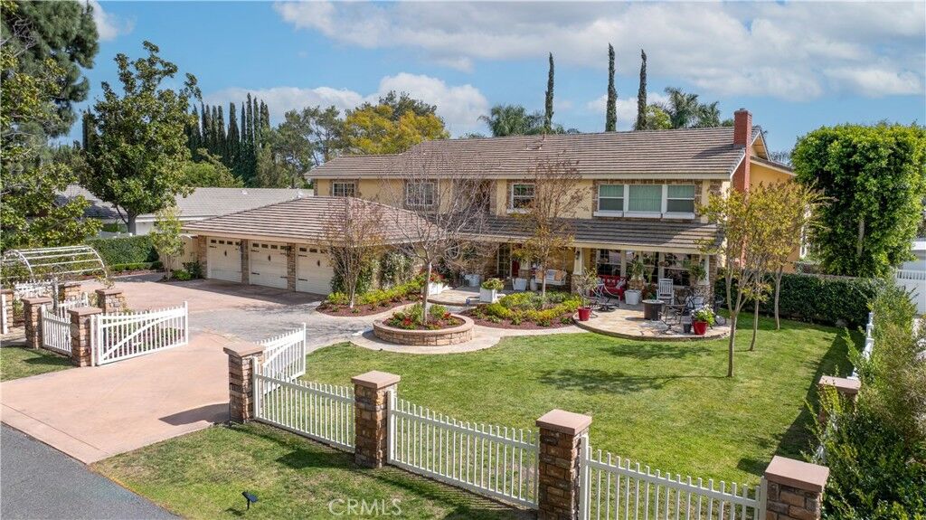 Property Photo:  18382 Taft Avenue  CA 92861 