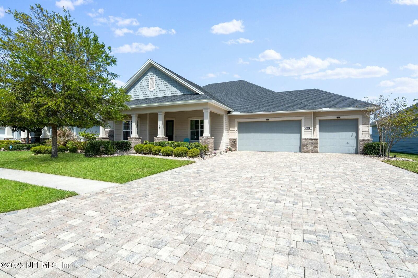 Property Photo: 85212 Berryessa Way FL 32034