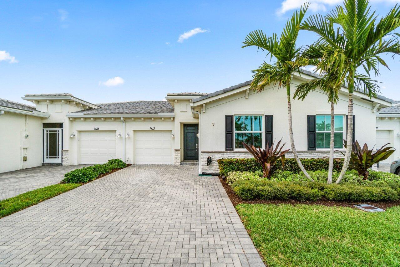 Property Photo:  7113 Peters Lane  FL 33446 