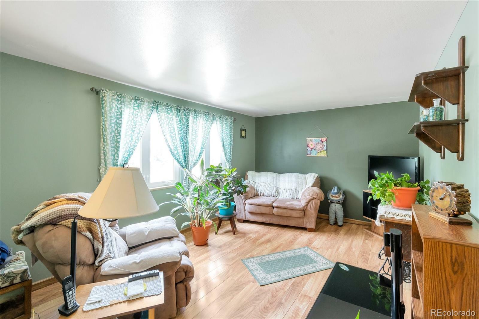 Property Photo:  6994 W Hinsdale Drive  CO 80128 