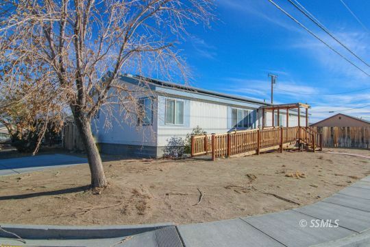 935 W Sullivan Ave  Ridgecrest CA 93555 photo