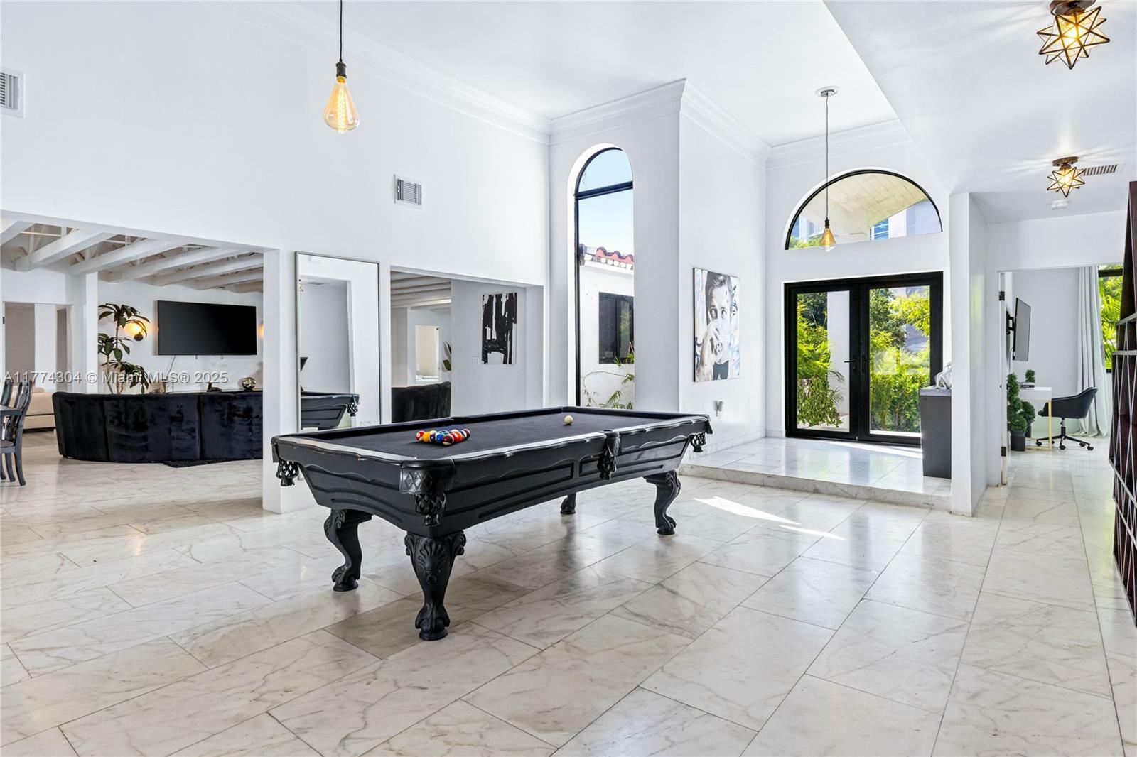 Property Photo: 1061 NW North River Dr FL 33136