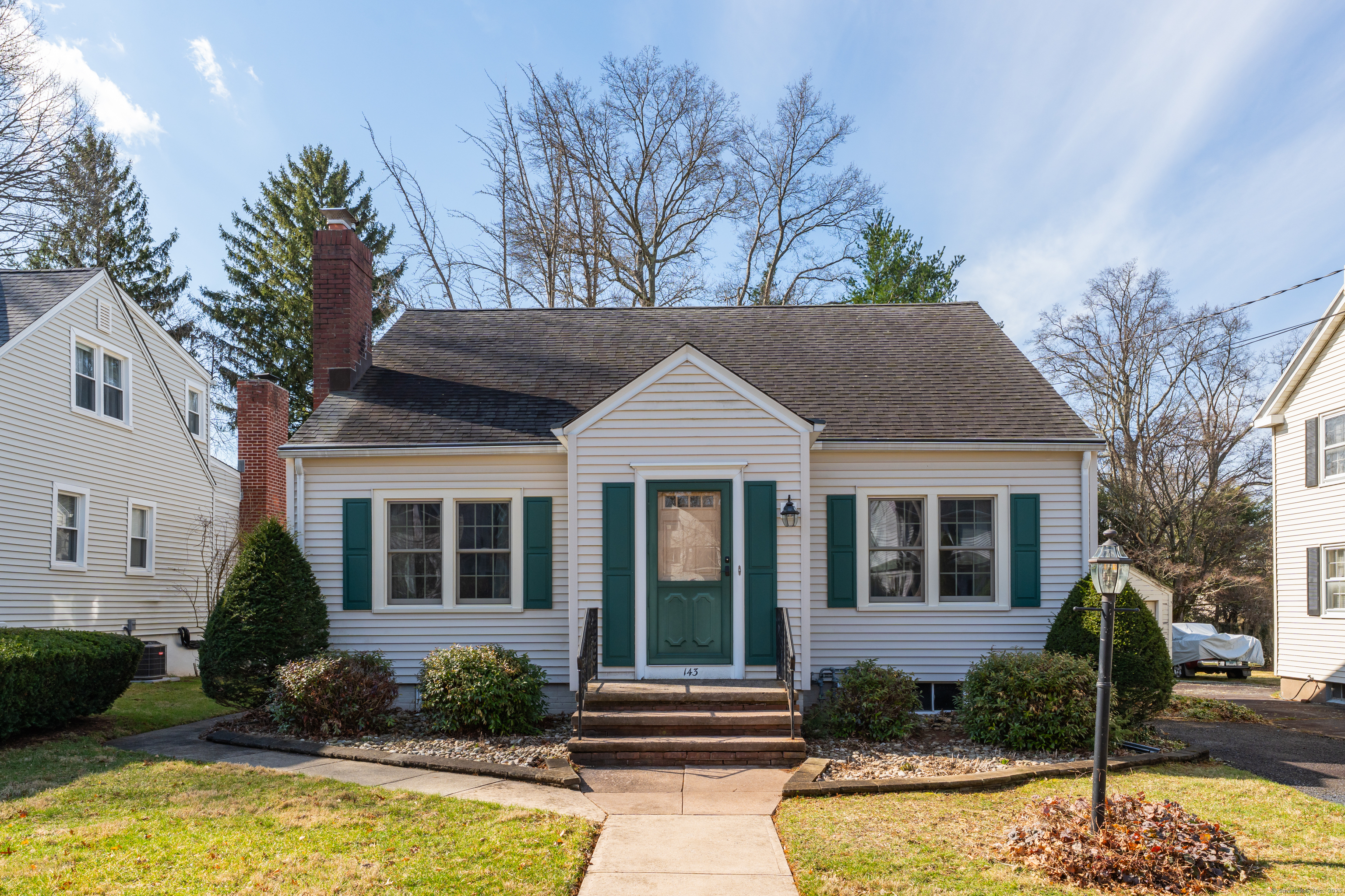 Property Photo: 143 Haverford Street CT 06517