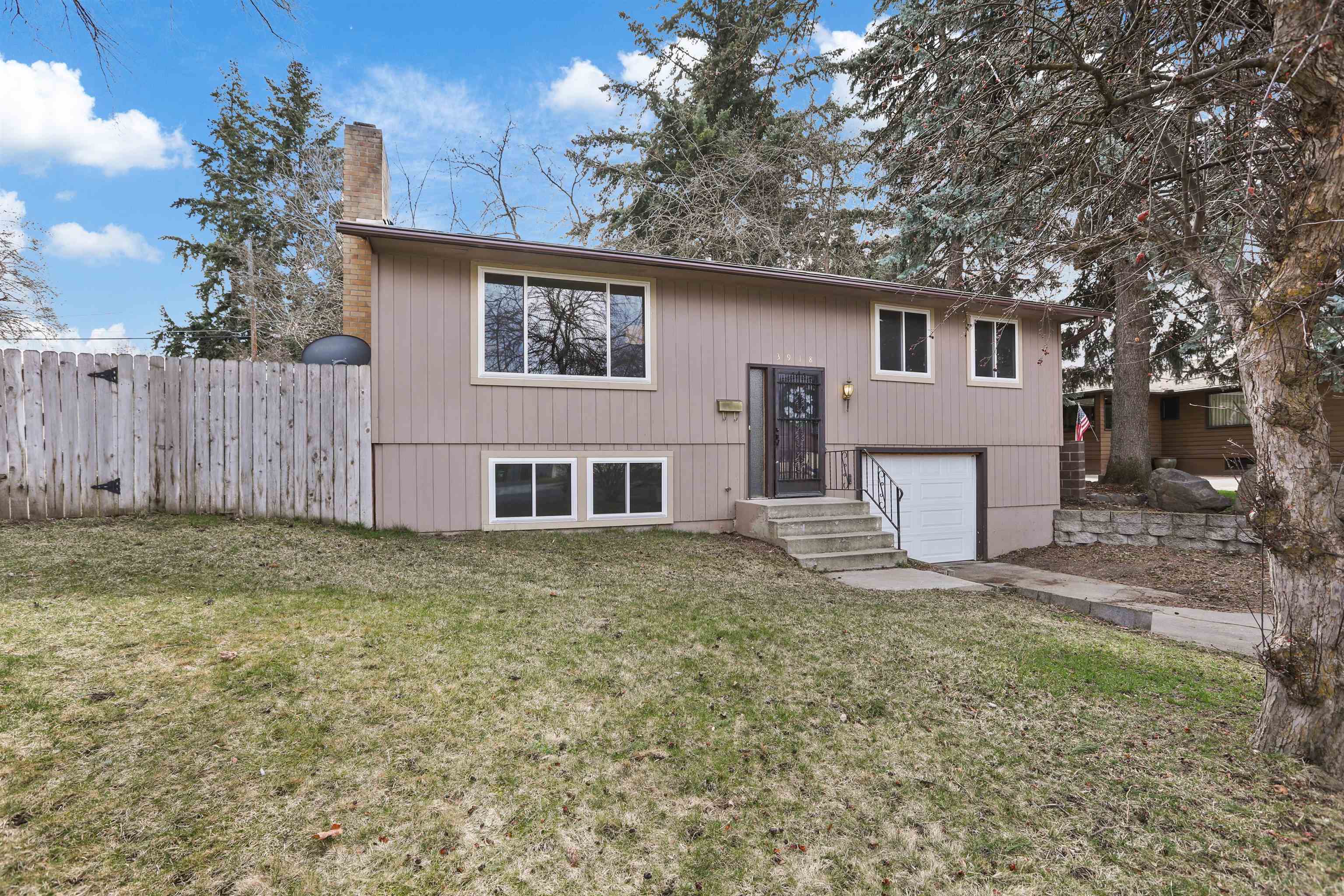 3918 E 22nd Ave  Spokane WA 99223 photo