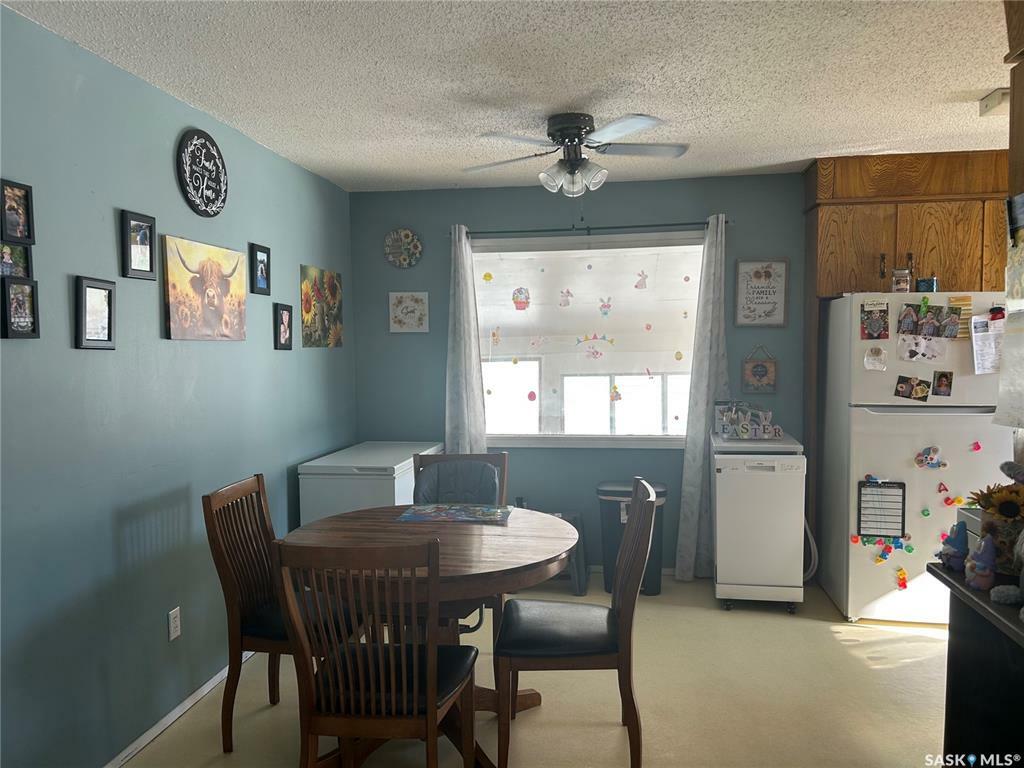 Property Photo: 1003 106th Avenue SK S0E 1T0