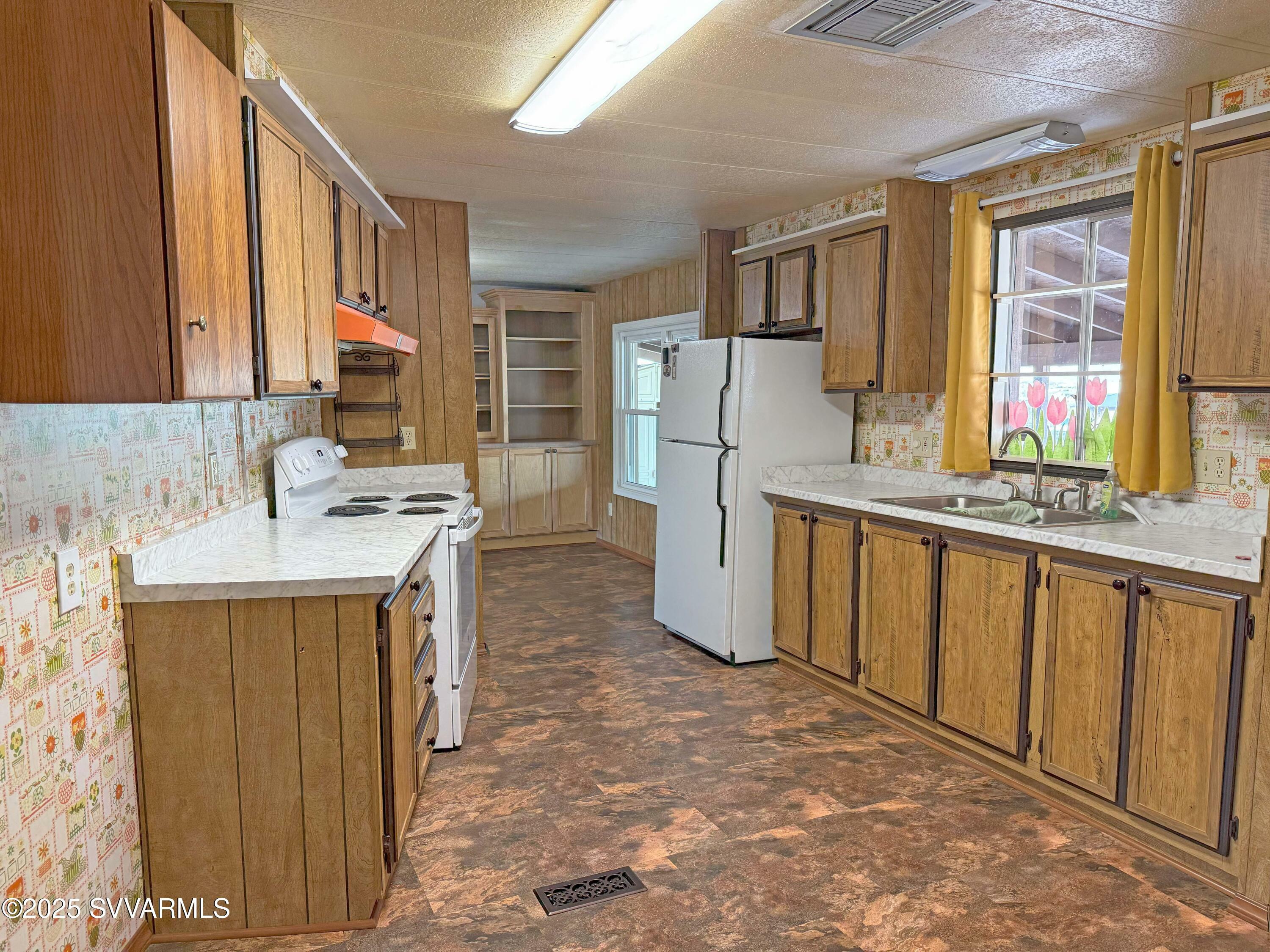 Property Photo: 4715 N Drifting Sands Rd AZ 86335