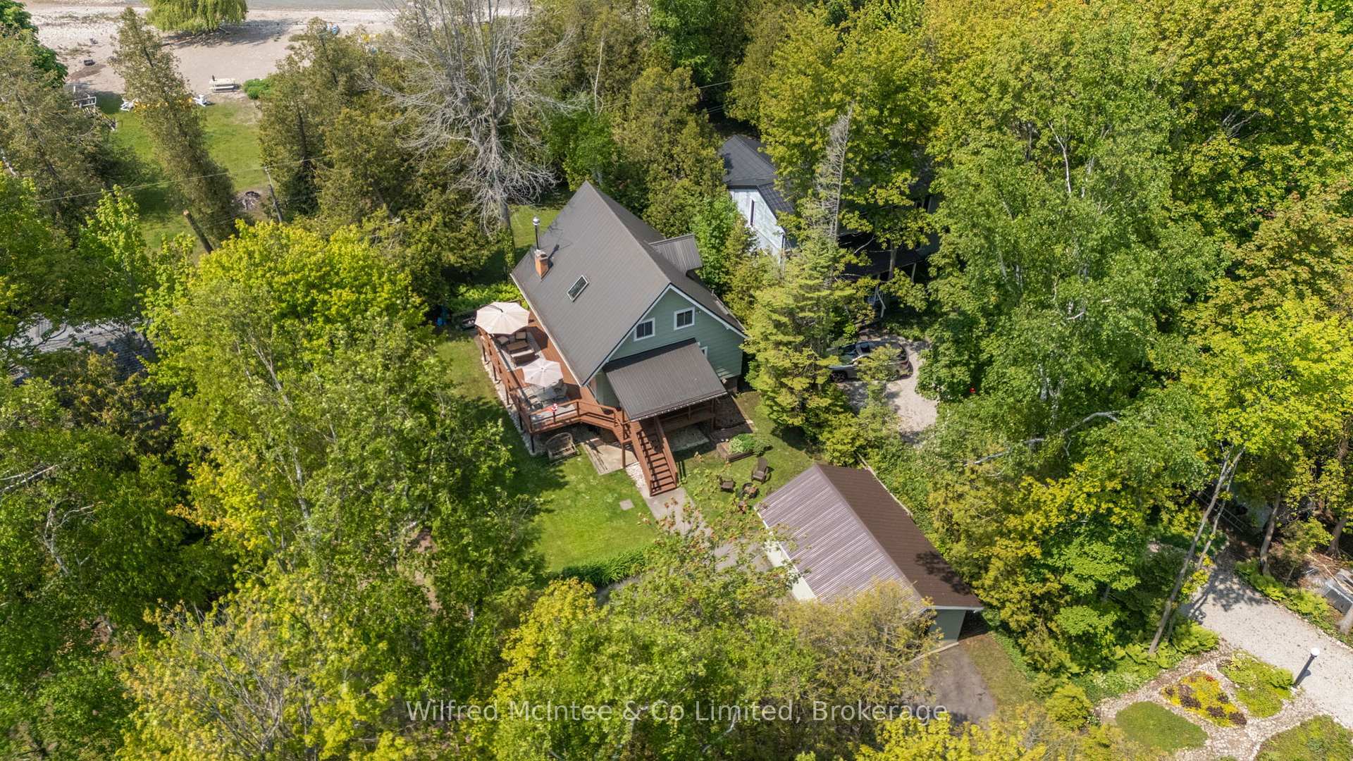 Property Photo: 135 Huron Road ON N2Z 2X3