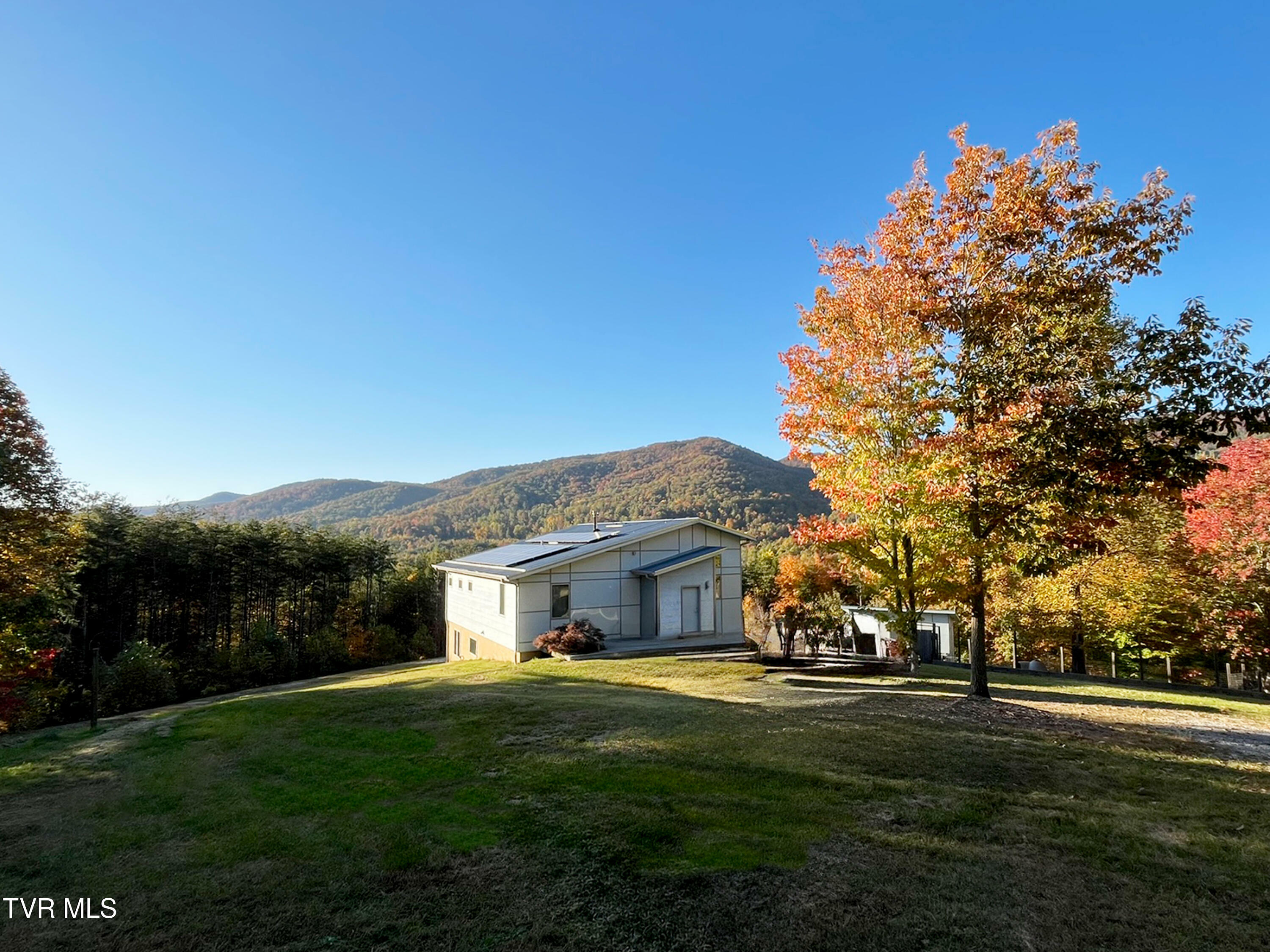 Property Photo:  1098-1 Paint Mountain Road  TN 37743 