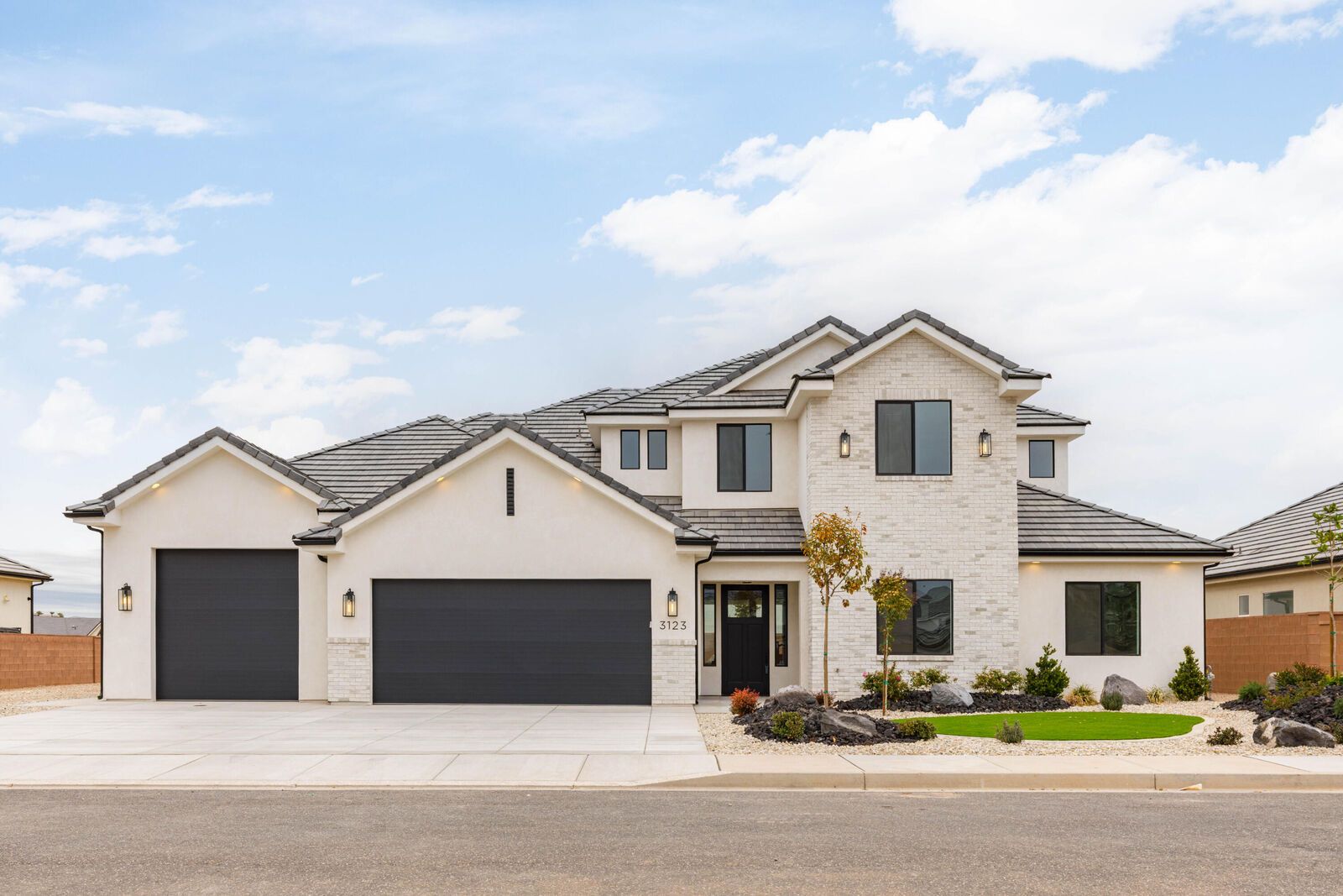 Property Photo: 3123 E 2080 S UT 84790