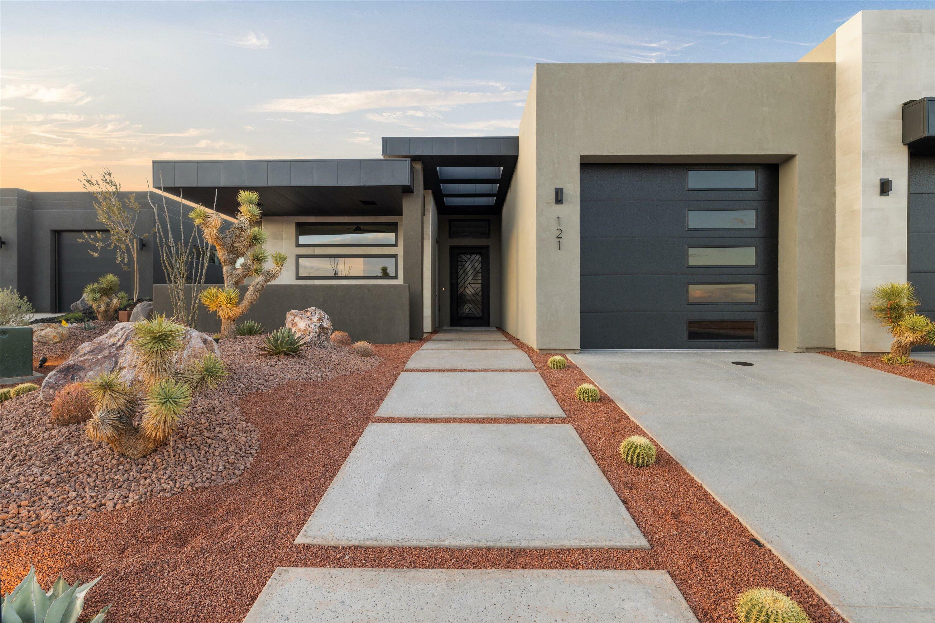 Property Photo: 121 E Terrace UT 84738