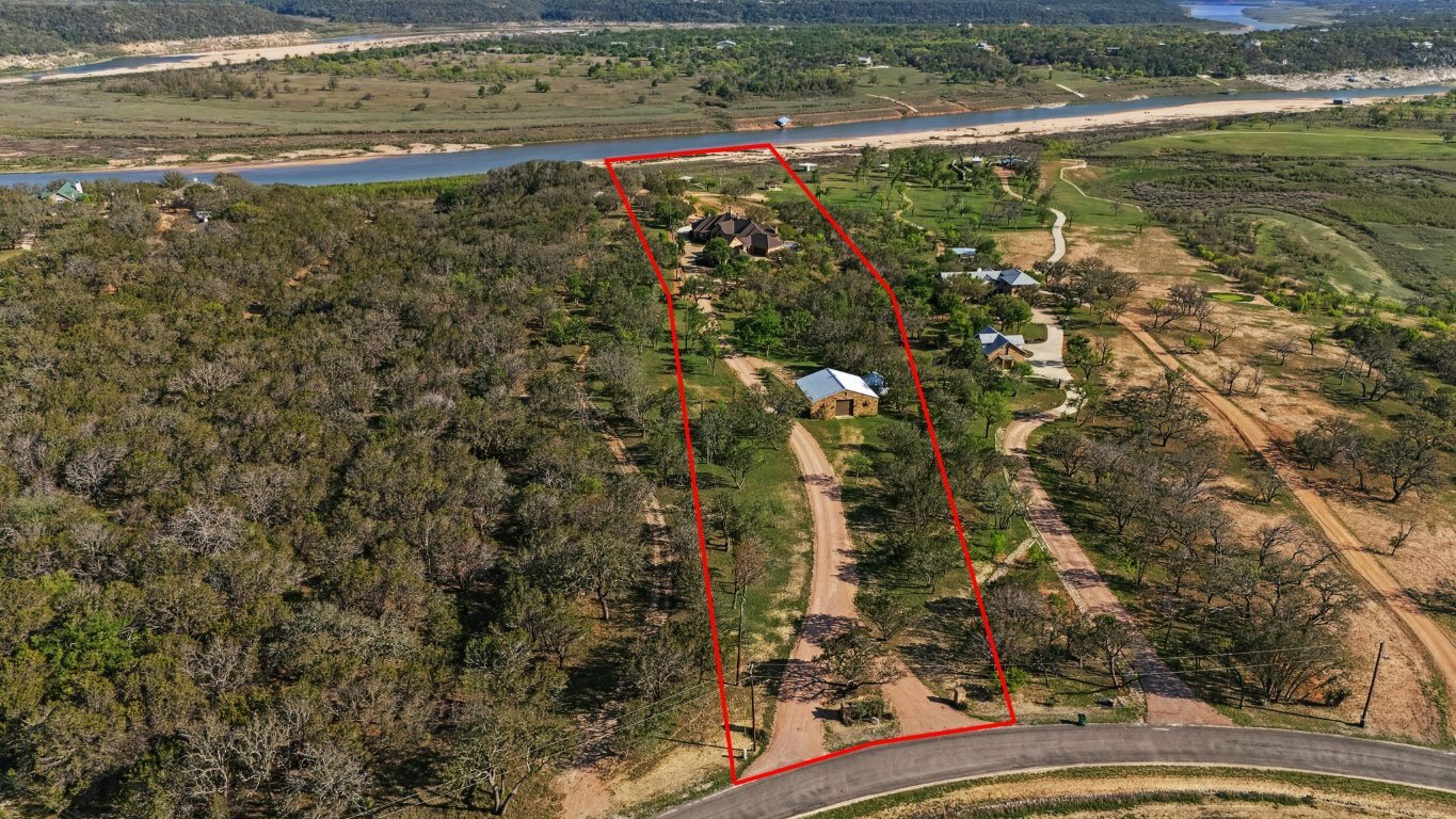 Property Photo: 259 Chimney Cove Drive TX 78654