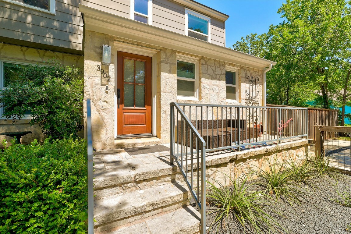Property Photo: 3902 Willbert Road TX 78751