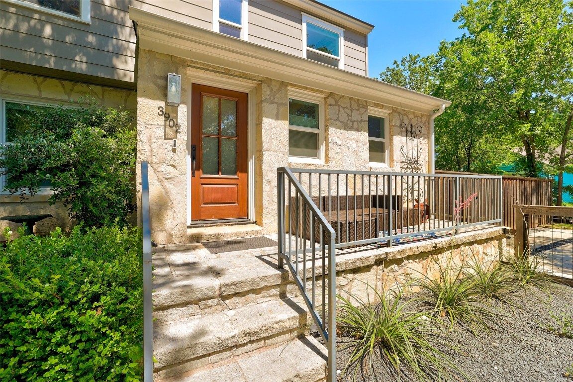 Property Photo:  3902 Willbert Road  TX 78751 