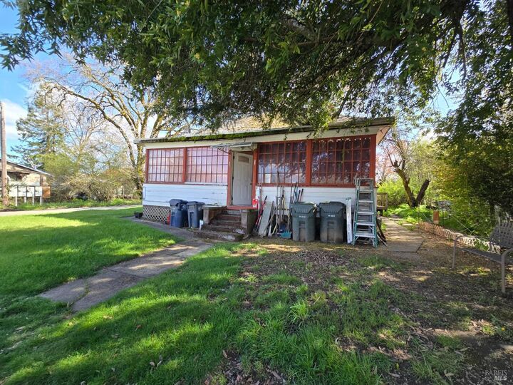 Property Photo: 487 E Valley Street CA 95490