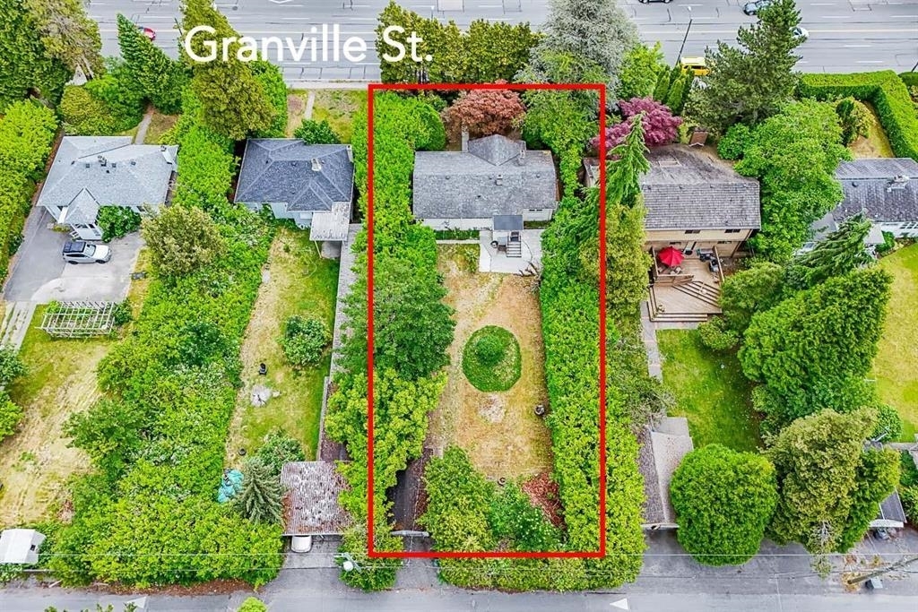 Property Photo: 6689 Granville Street BC V6P 4X1