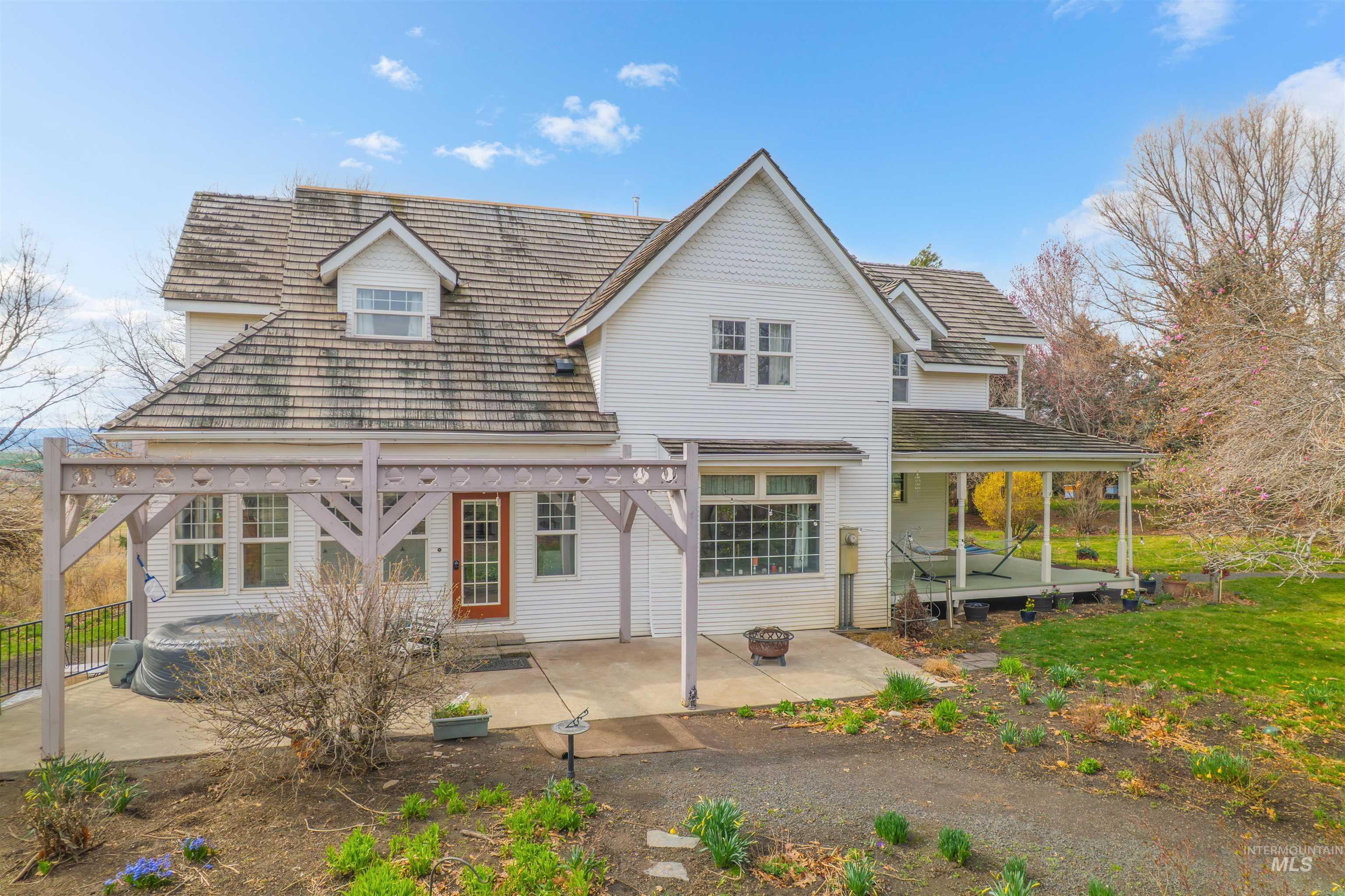 Property Photo:  2134 Hemlock Ave  ID 83501 