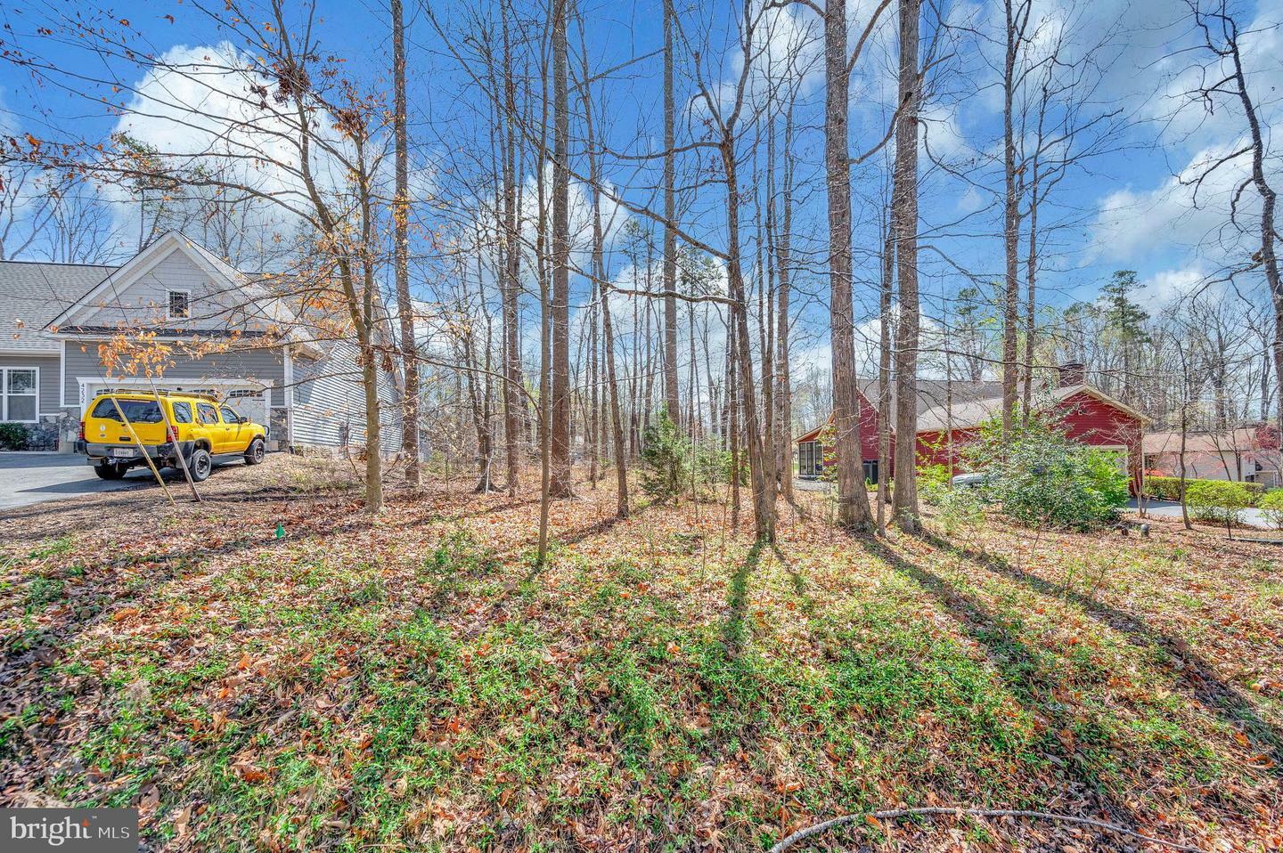 Property Photo: 4230 Lakeview Parkway VA 22508