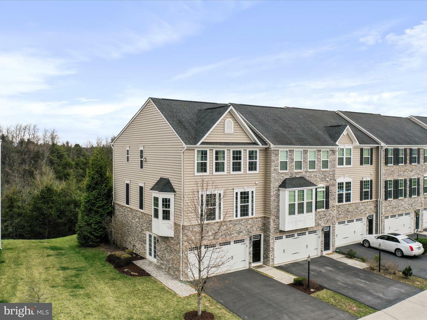 Property Photo: 115 Hornbeam Drive VA 22630