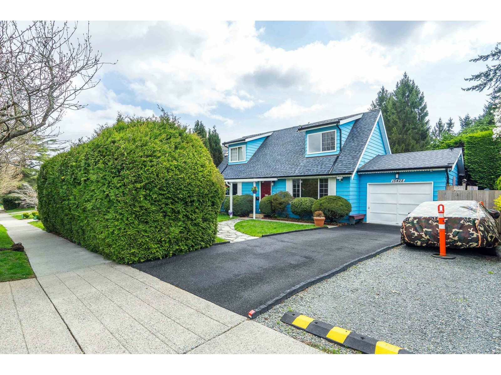 Property Photo: 15428 Madrona BC V4A 5N3