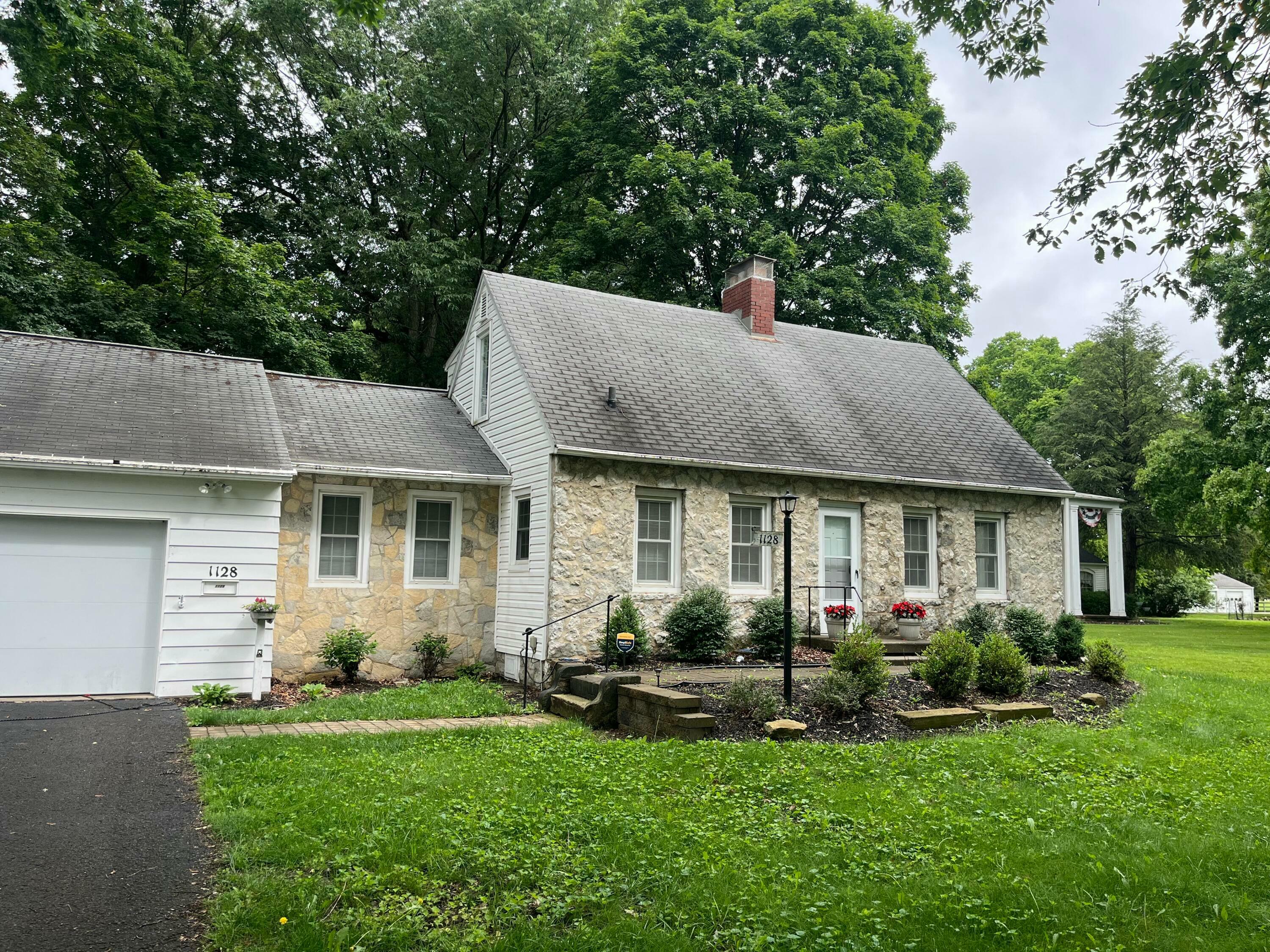 Property Photo: 1128 Granville Road OH 43055