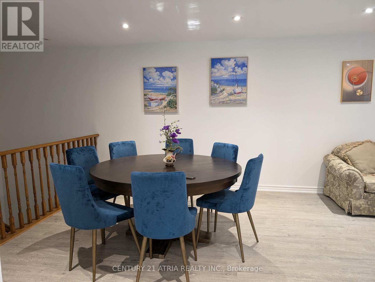 Property Photo: 100 Crockamhill Drive Main Fl ON M1S 2L1