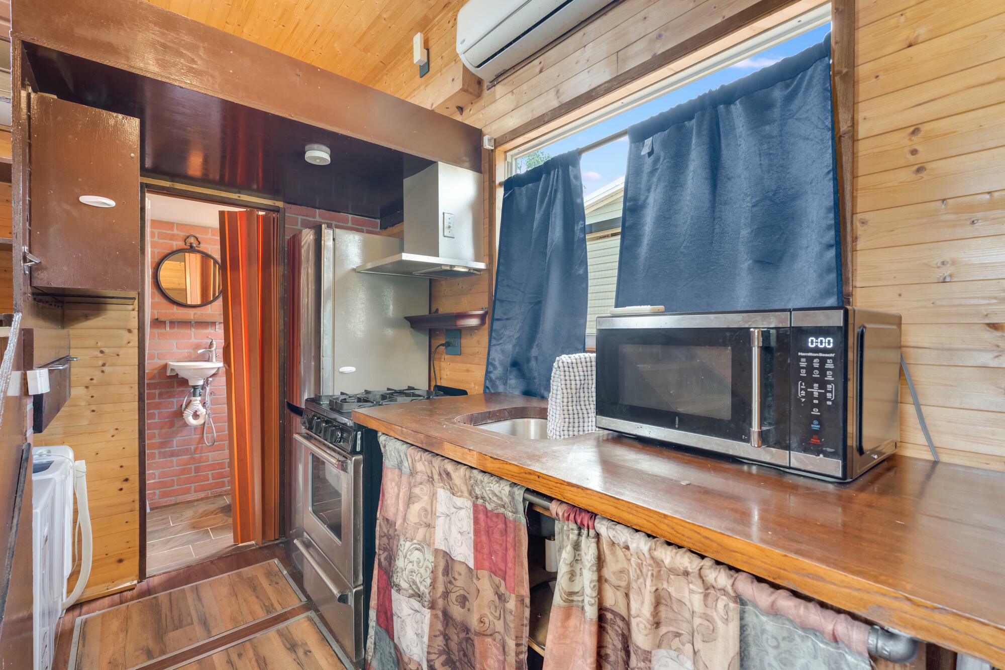 Property Photo: 266 Joe Campbell Road FL 32439