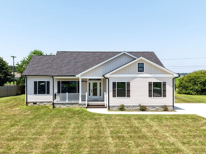 Property Photo:  27192 Castle Row  VA 23310 