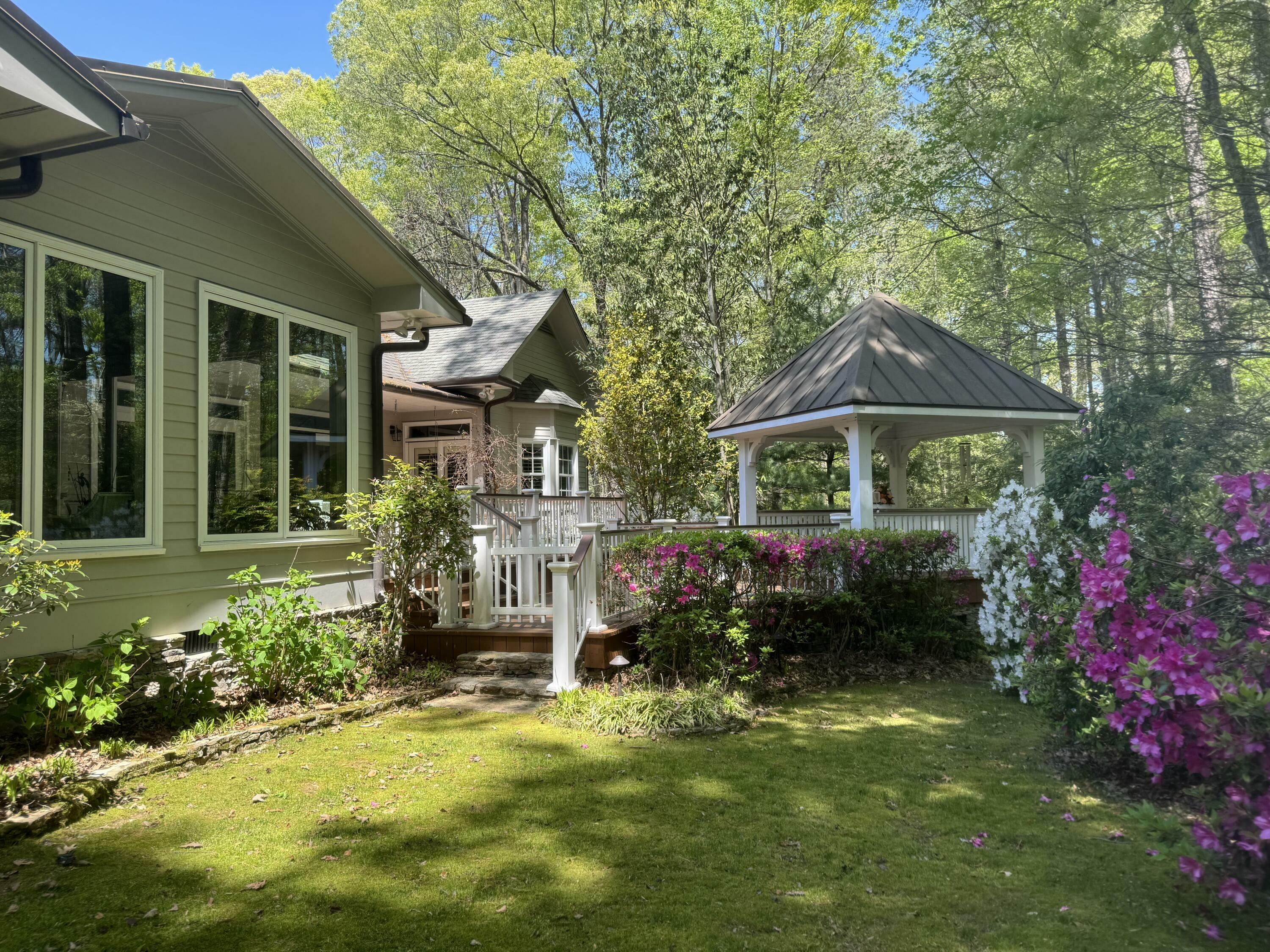 Property Photo: 272 Sleepy Hollow Road GA 30728