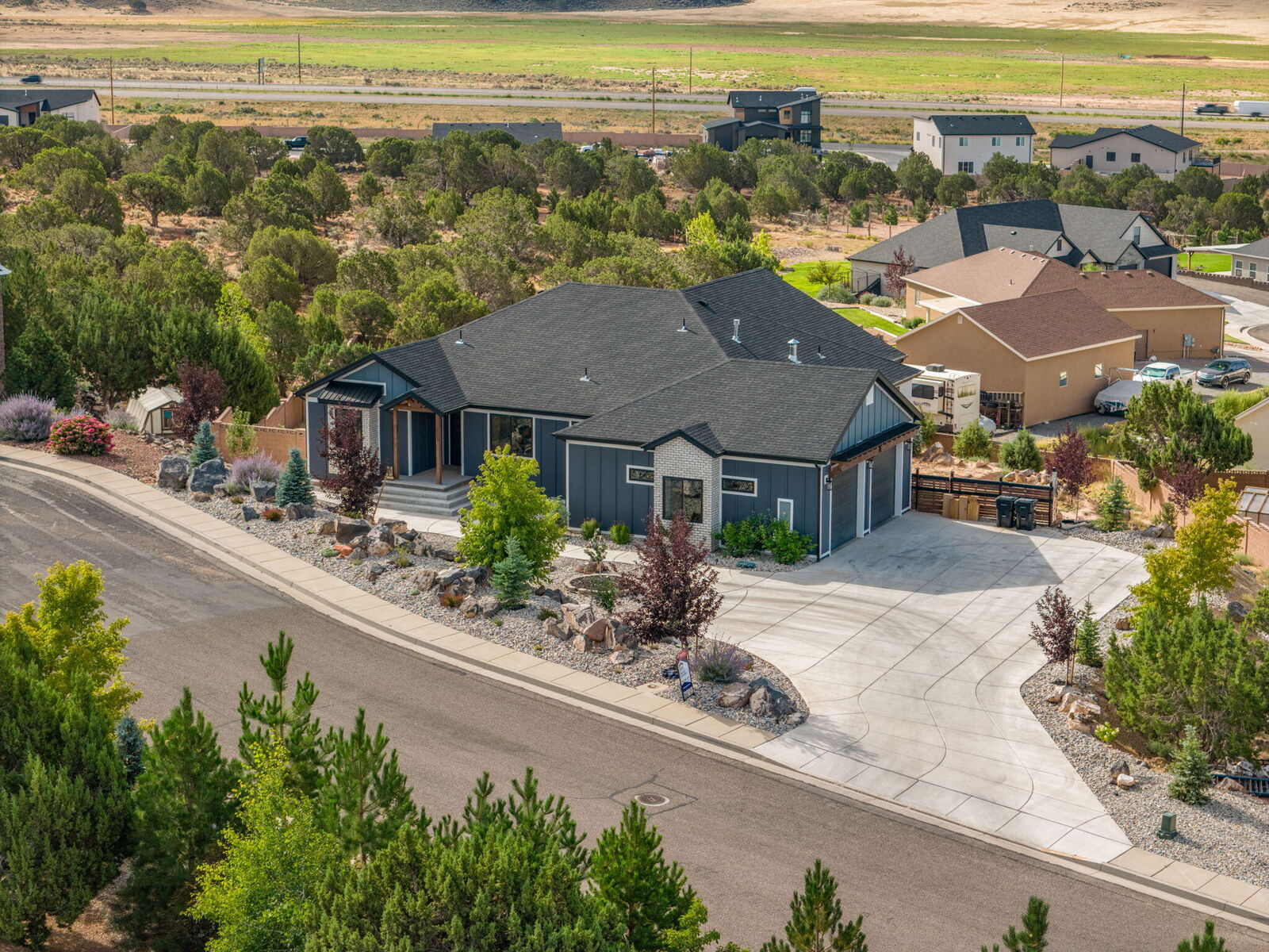 Property Photo:  2753 W Eagle Ridge Loop S  UT 84720 
