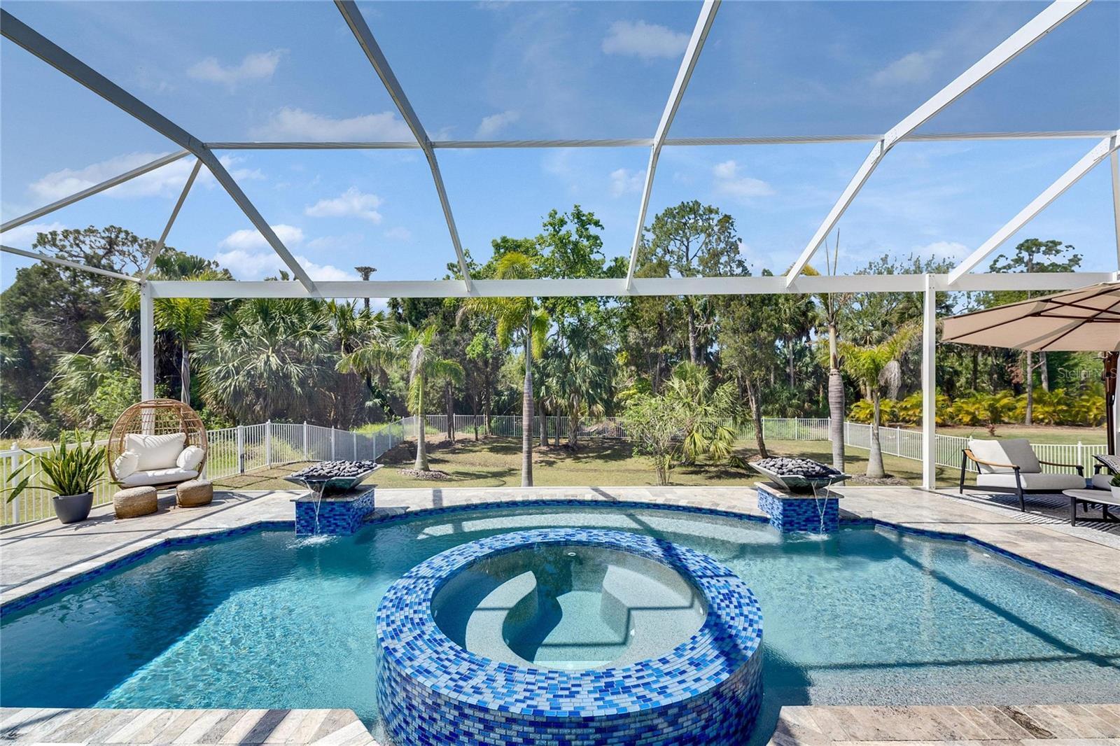 Property Photo:  706 Manns Harbor Drive  FL 33572 