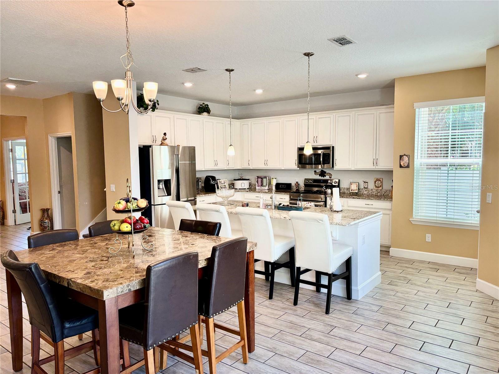 Property Photo: 1337 Ash Tree Cove FL 32707