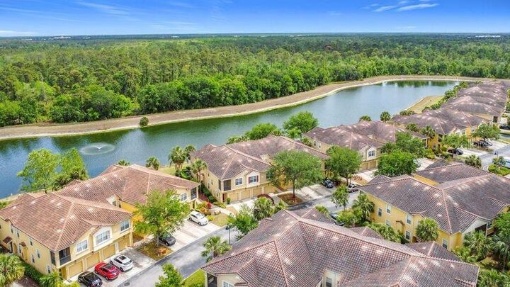 Property Photo: 2833 Oakwater Drive 169 FL 34747