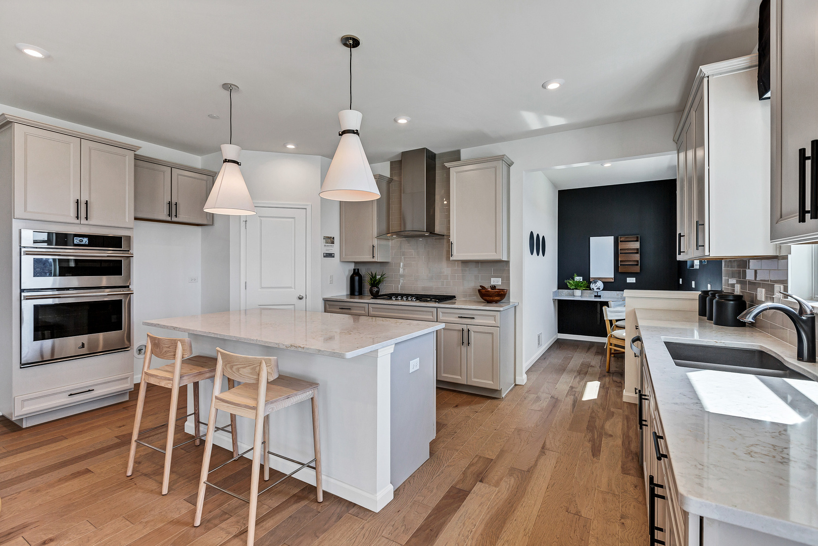 Property Photo: 12585 Eileen Street IL 60439